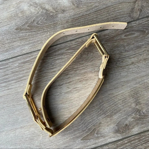 GUESS by Marciano Metal-Plate Leather  Belt - Picture 8 of 16